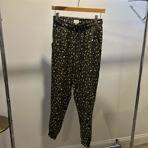 Fun cheetah pants!